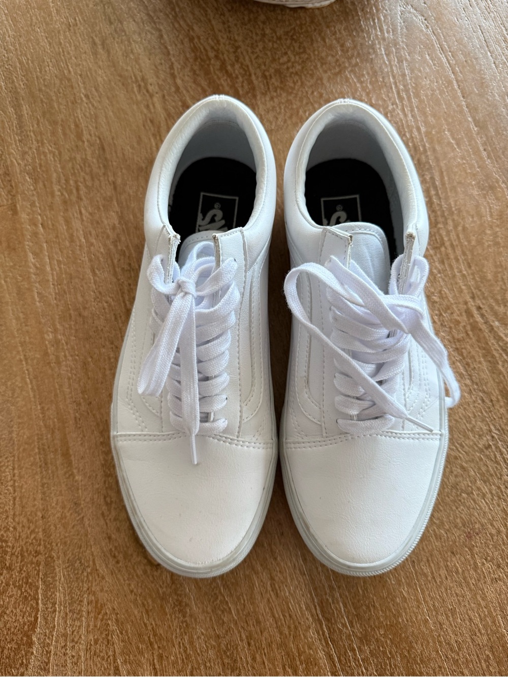 Vans old skool sneakers women’s size 9